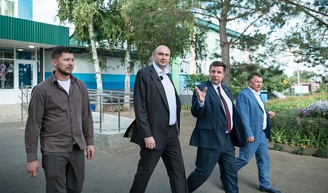 Оборудованная спортплощадка должна быть в каждой школе